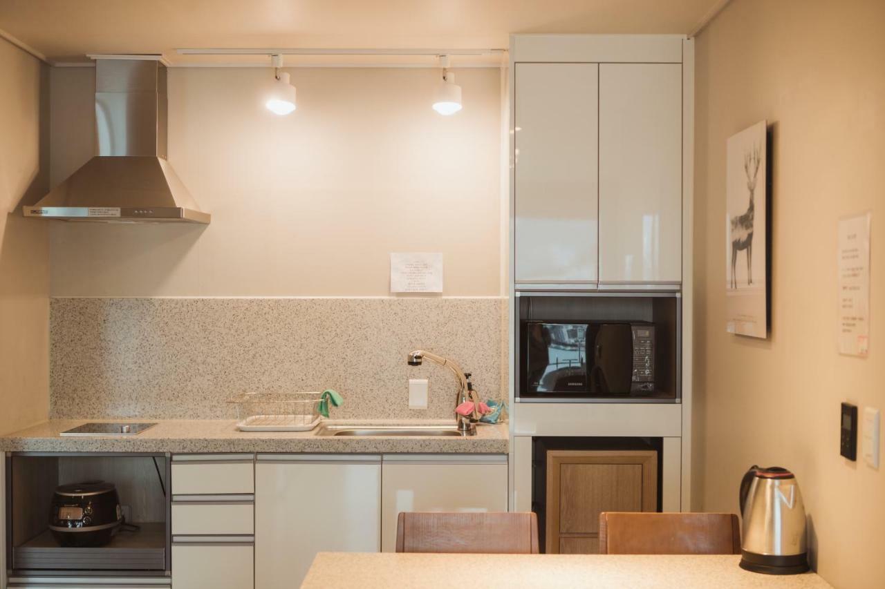 Lium Spa Hostel Yeosu Exterior photo